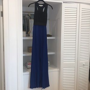 Long Alexis xs dress